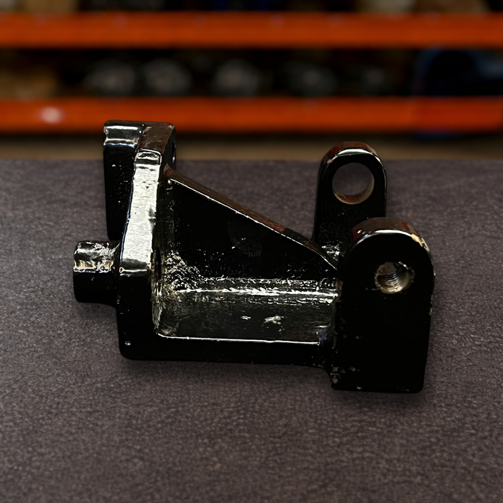 Imagem do produto SUPORTE DO ALTERNADOR MOTOR CUMMINS